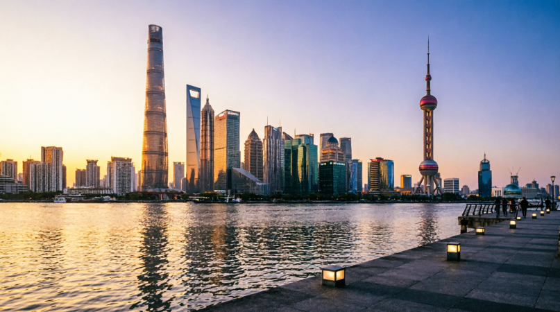 Шанхай - Набережная Вайтань и небоскрёбы Пудуна